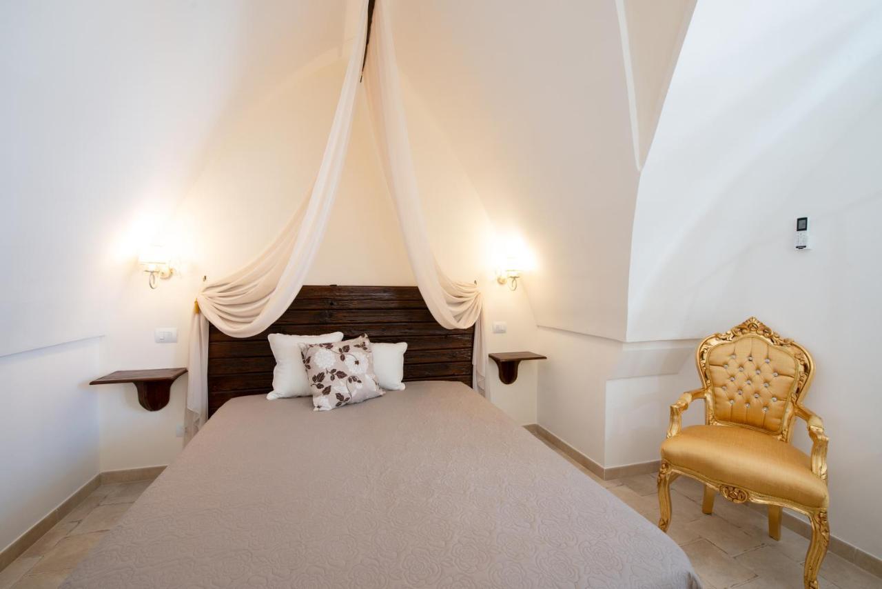 Il Vecchio Frantoio Bed and Breakfast Pezze Di Greco Exteriör bild