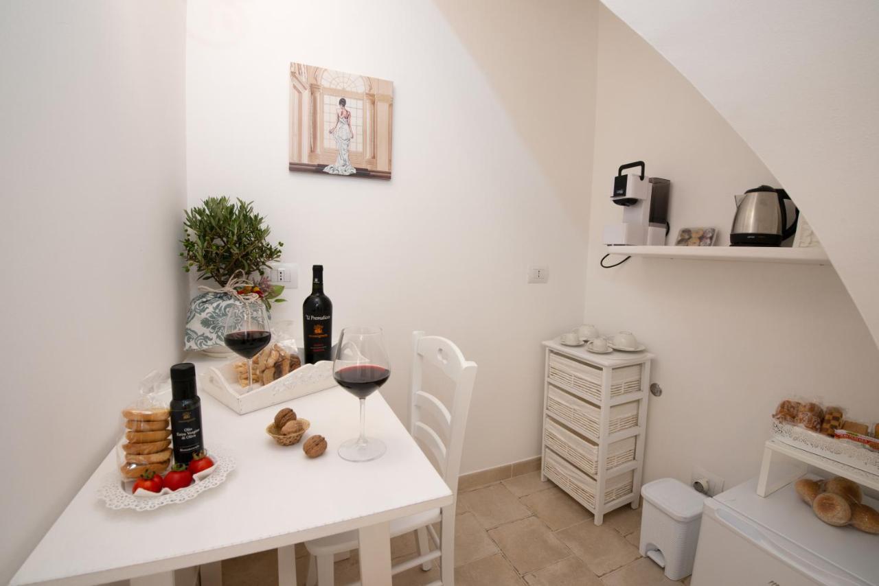 Il Vecchio Frantoio Bed and Breakfast Pezze Di Greco Exteriör bild